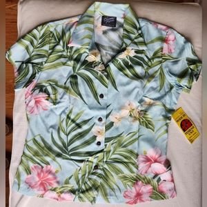 Shannon Marie Hawaiian Button Up T-shirt